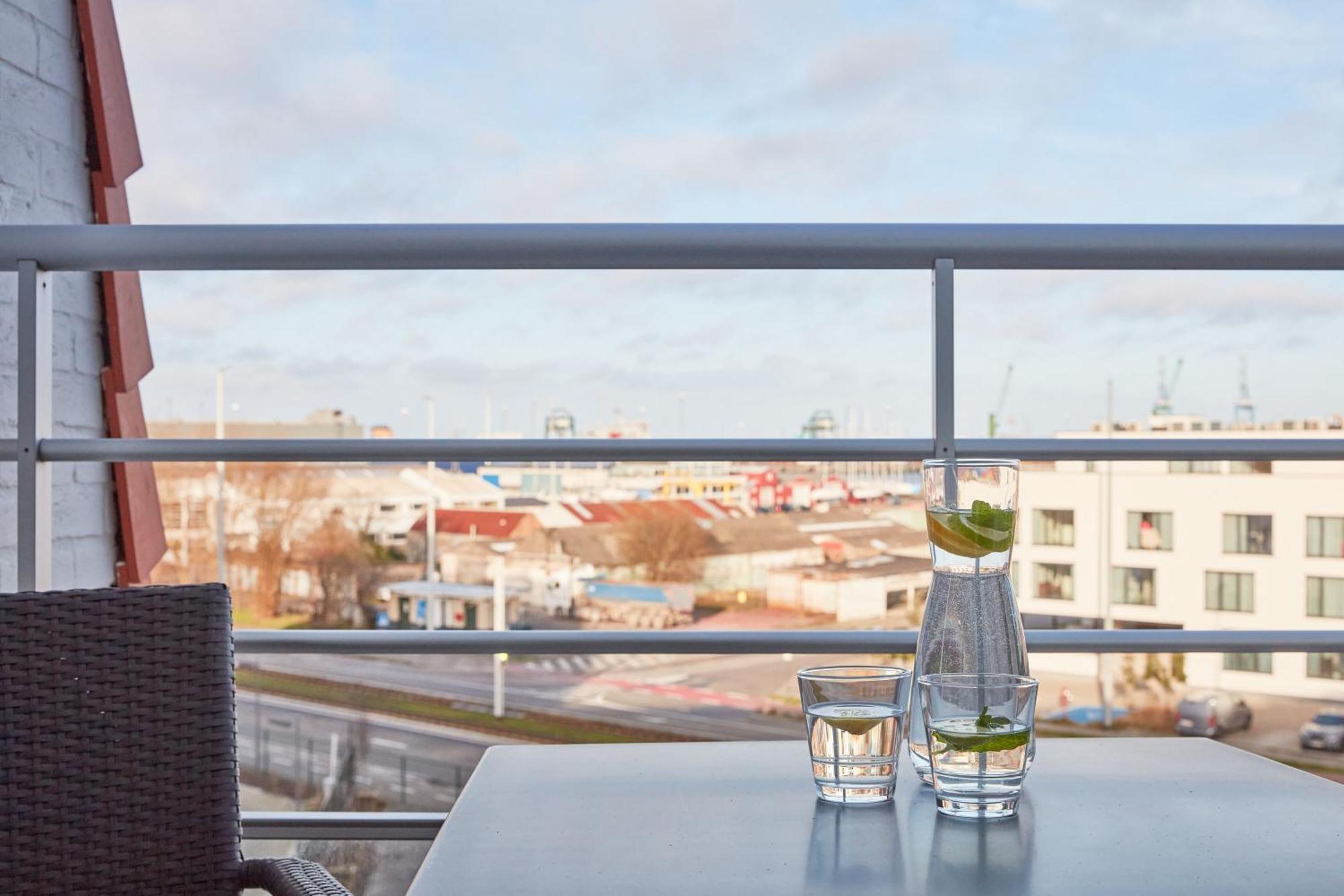 Holiday Suites Zeebrugge Bagian luar foto