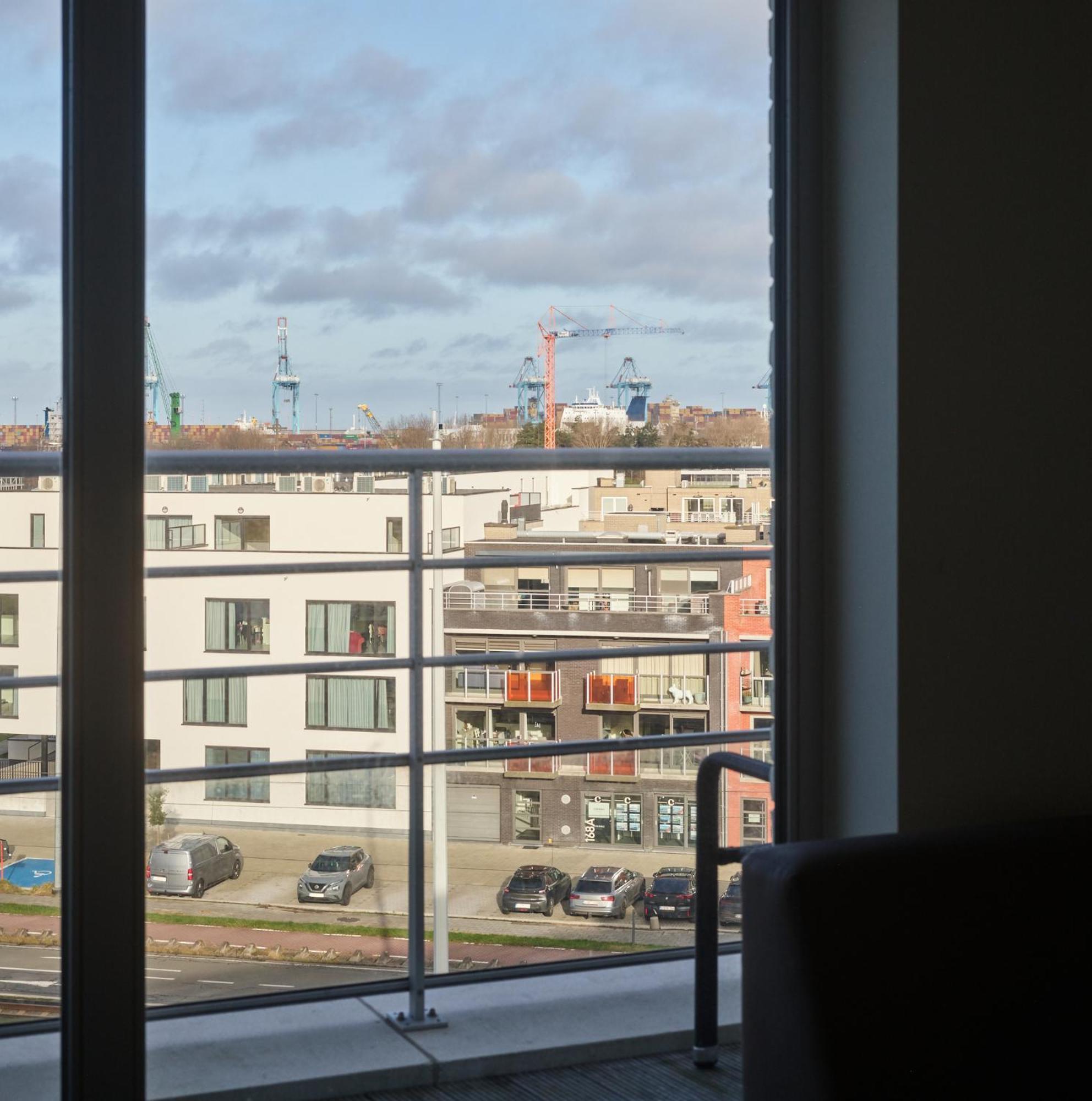 Holiday Suites Zeebrugge Bagian luar foto