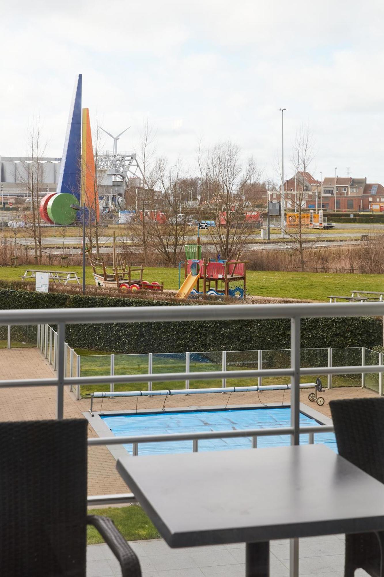 Holiday Suites Zeebrugge Bagian luar foto